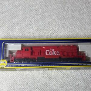 AHM Coca-Cola Enjoy Coke HO Scale Diesel Locomotive Model Train (New)
